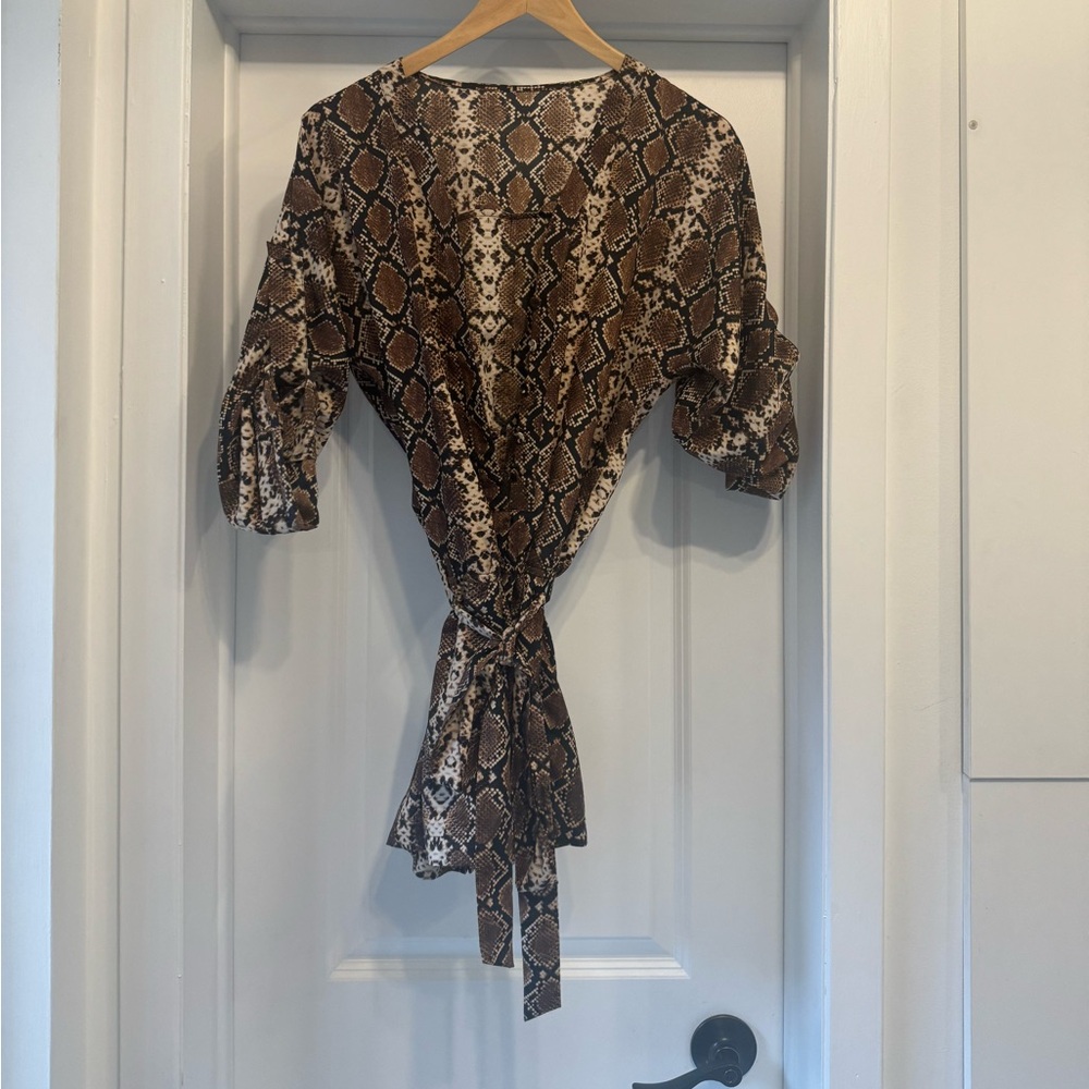 Bcbg snake print romper size XS